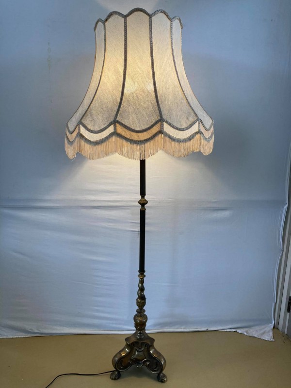 Eerste diagonaal Humanistisch Klassieke staande lamp - De Kringwinkel