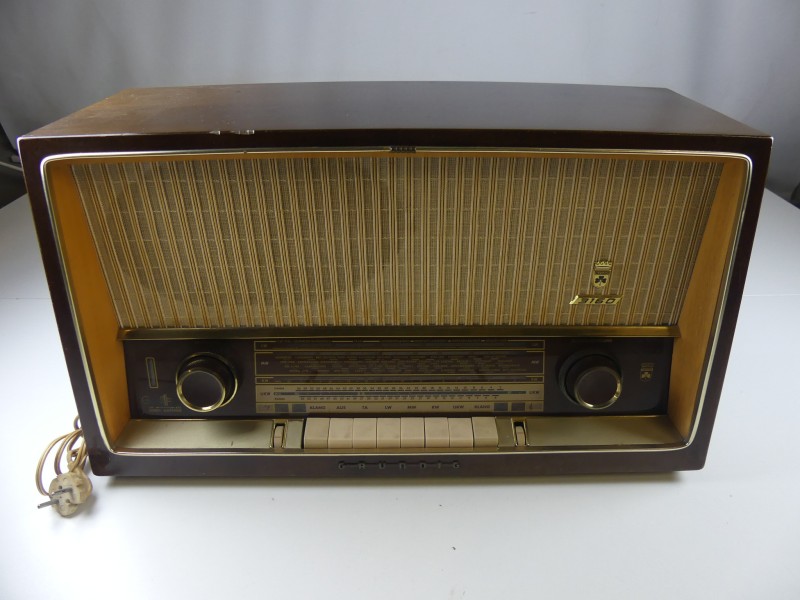 Grundig Radio Type 3160