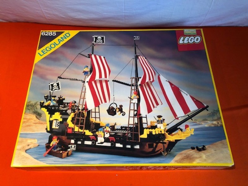Overtollig Likken Markeer Lego piratenschip & attributen - De Kringwinkel