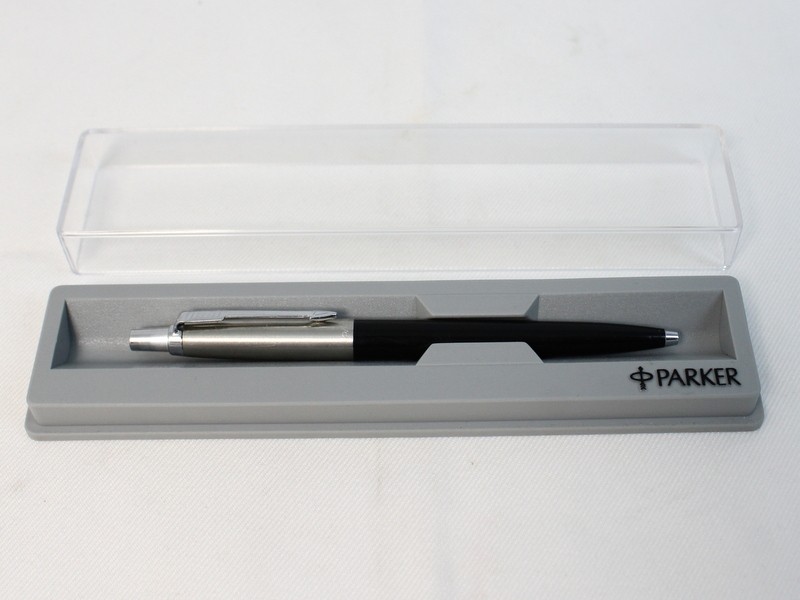 Parker Pen F