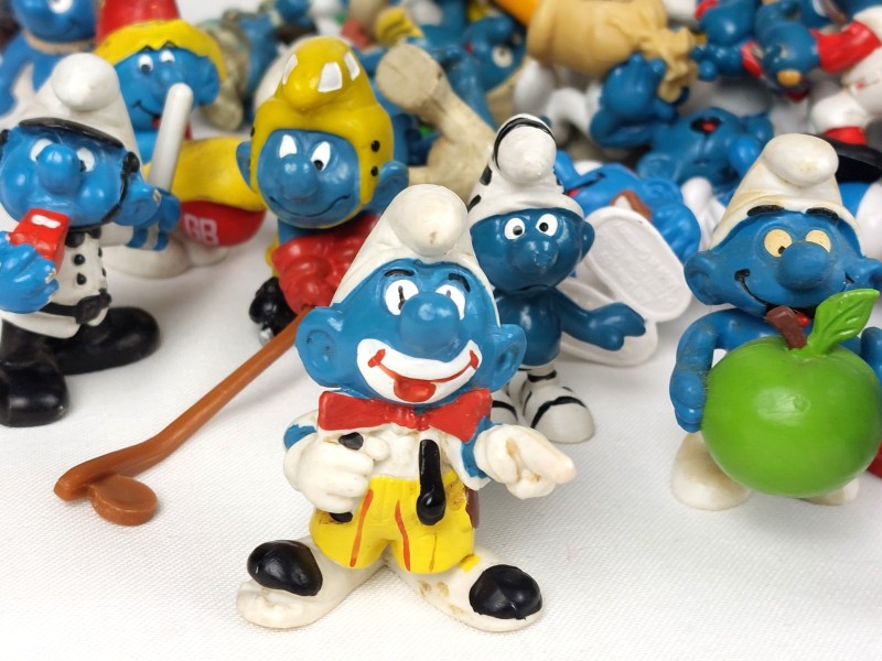 LOT: diverse soorten smurfen en curiosa