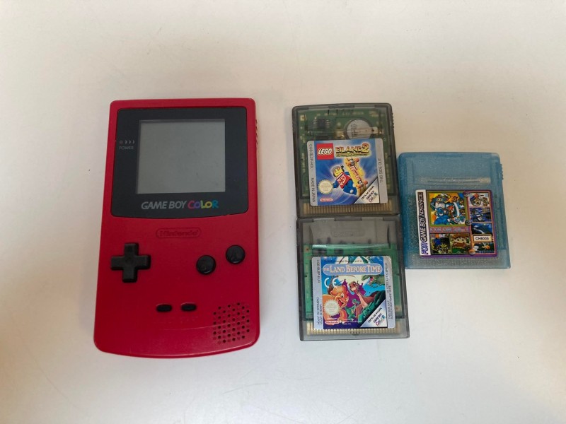 Game Boy Color met 3 games