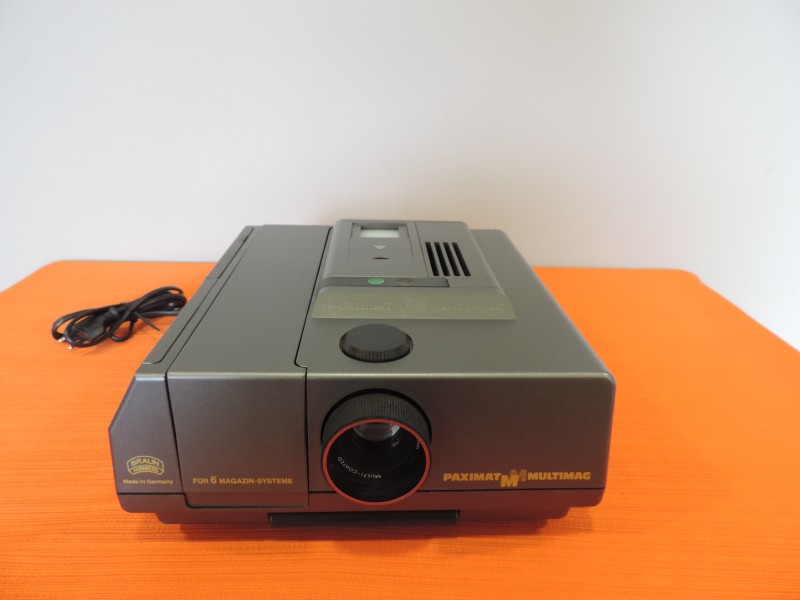 Braun Paximat Multimag Diaprojector