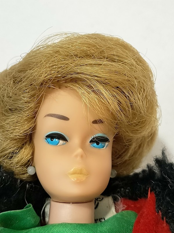 Barbie " Midge" - "Bubble Cut Hair" [1962]