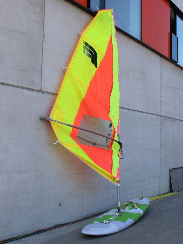 Fanatic 340 Fun/Race Windsurfer