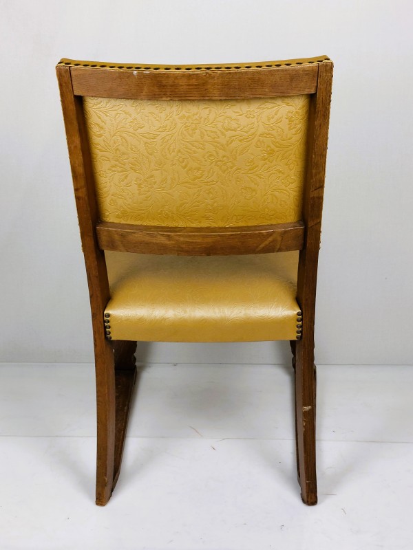 Antiek elegant stoel
