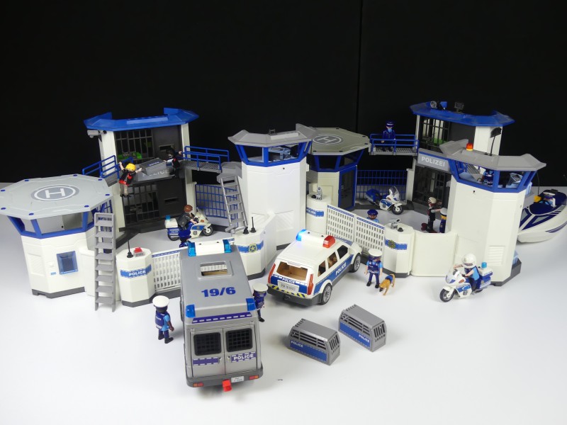 Politiebureau met gevangenis - Playmobil City Action (3)