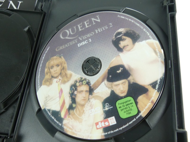 Queen  4 Cds + DVD Box