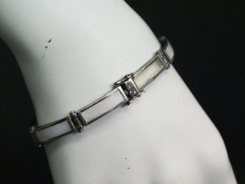 Armband met parelmoer