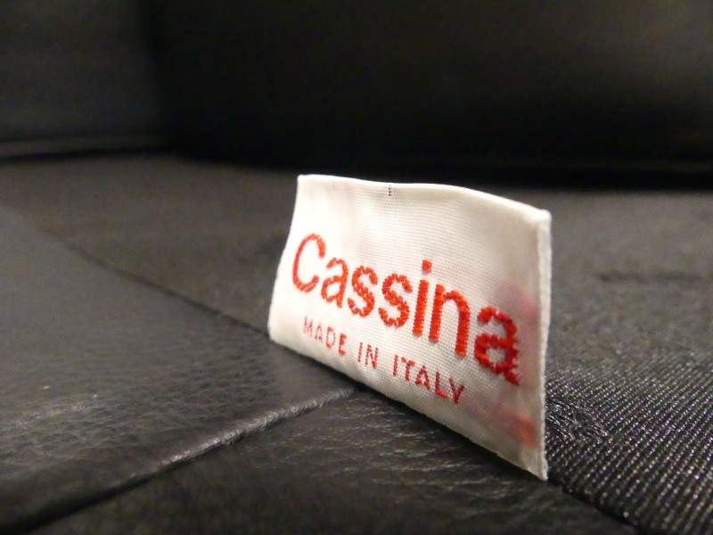 Italiaanse designmeubels – Cassina/Bellini – 2 lederen tweezitsbanken