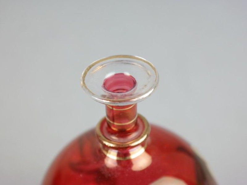 2 Egyptische klassieke parfum flesjes