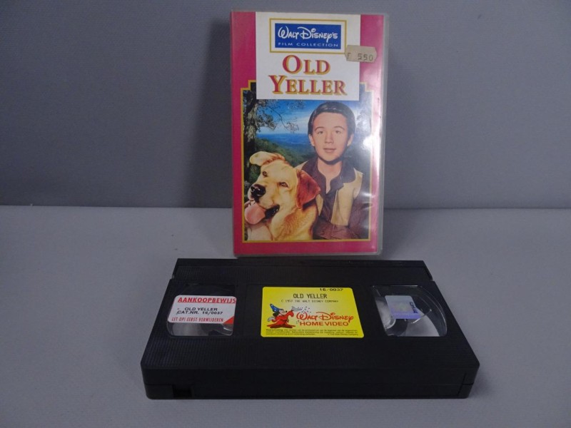 7 Disney VHS films