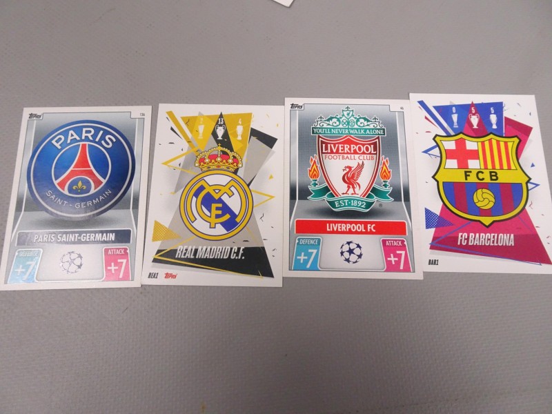 136 Topps voetbal ruilkaarten 2021-2022