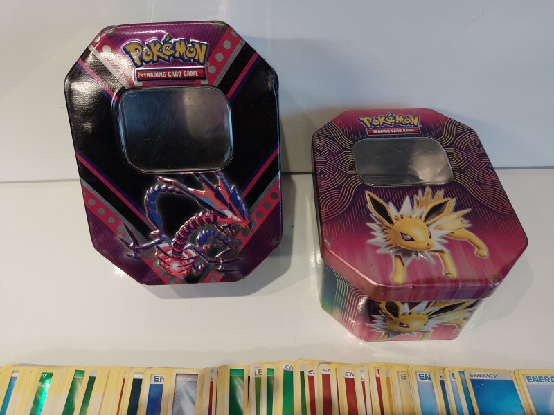 2 doosjes Pokémonkaarten (set 2)