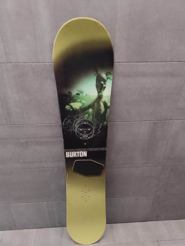 Burton Snowboard - Kringwinkel