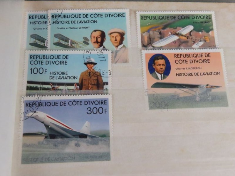 Lot van drie gevulde postzegelalbums