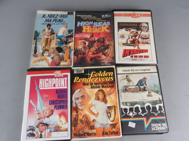 Lot van dertien vintage videobanden