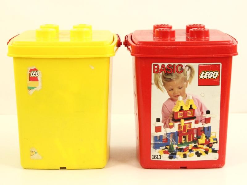 Set van 6 lego bewaardozen - 1 deels gevuld exemplaar