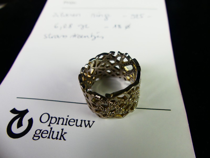 Vintage zilveren ring met strass streentjes