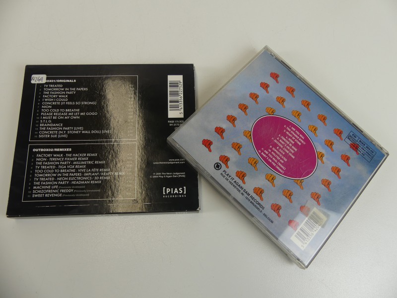 EBM met 2 CD's van The Neon Judgement