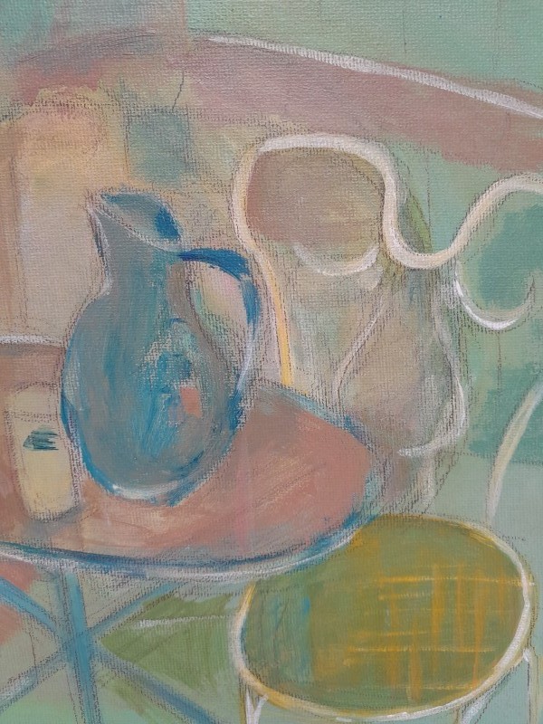 Impressionistisch schilderijtje van een terrastafeltje, 2 stoelen en een kan