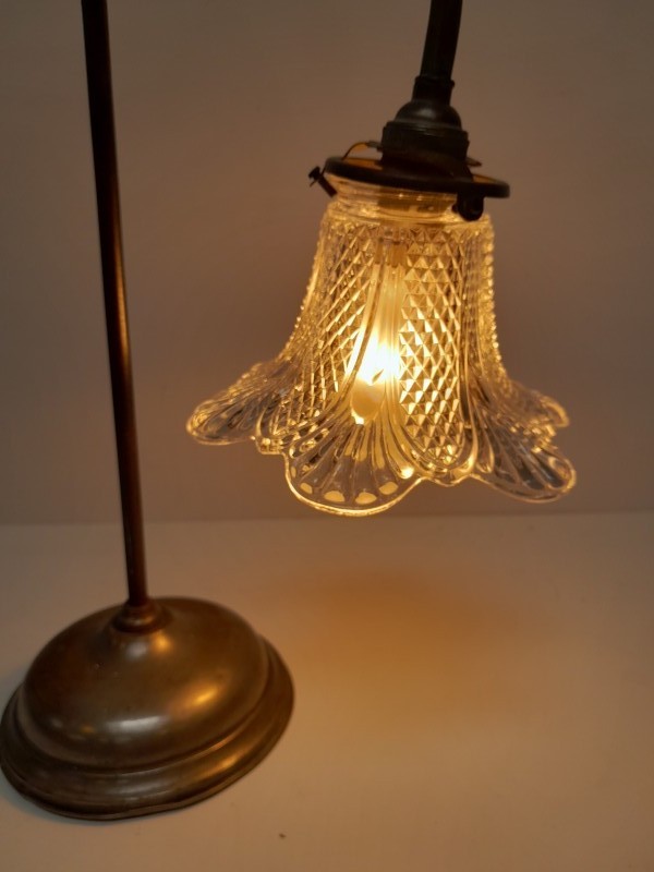 Tafellamp in art deco stijl