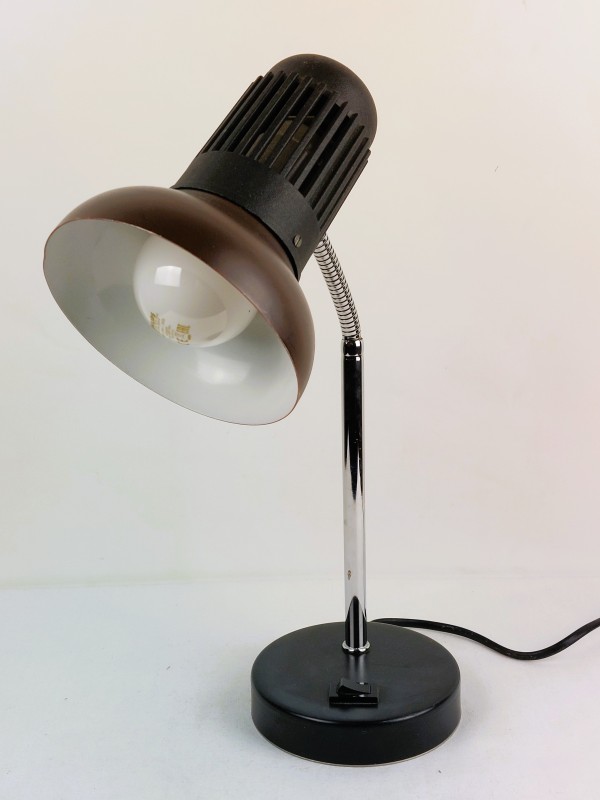 bruine bureaulamp