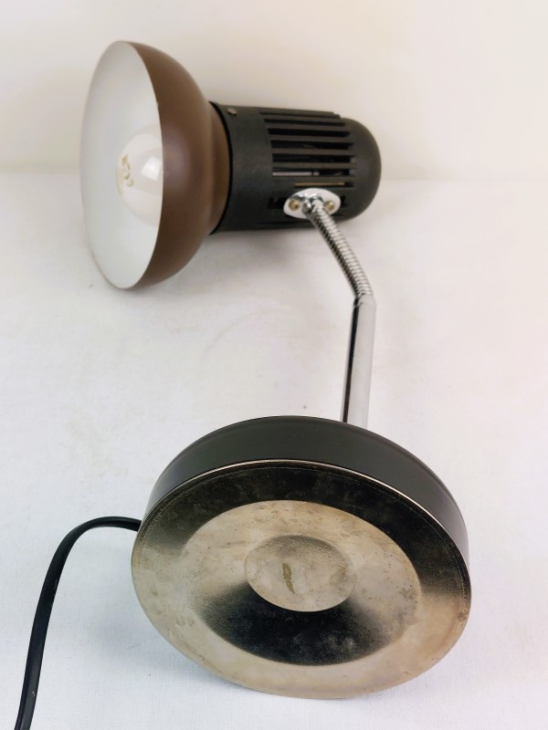 bruine bureaulamp