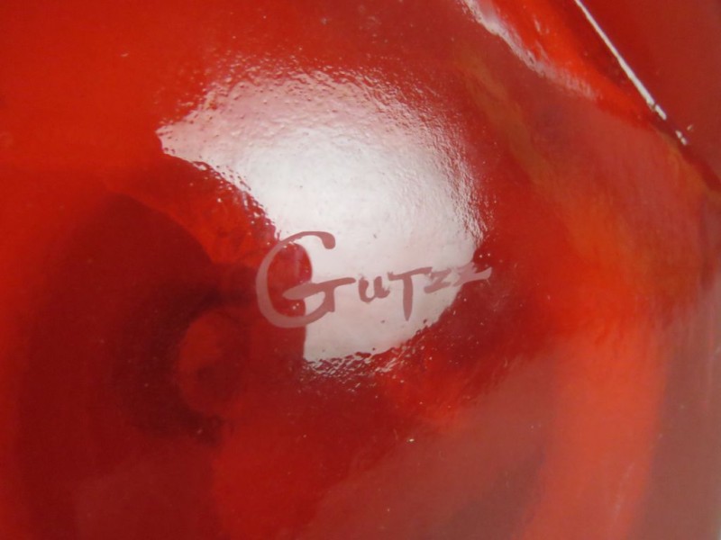 Design rode glazen vaas "Gutzz"