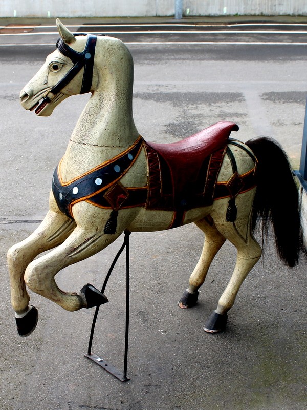 Antiek Imposant Carrousel Paard