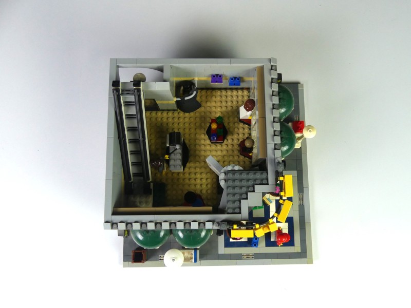 Lego Grand Emporium 10211