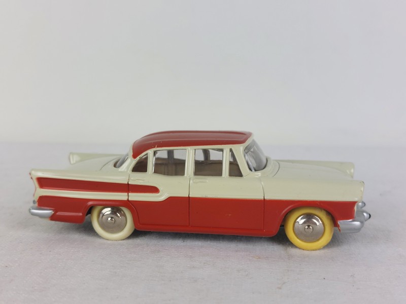 Set dinky toys auto's