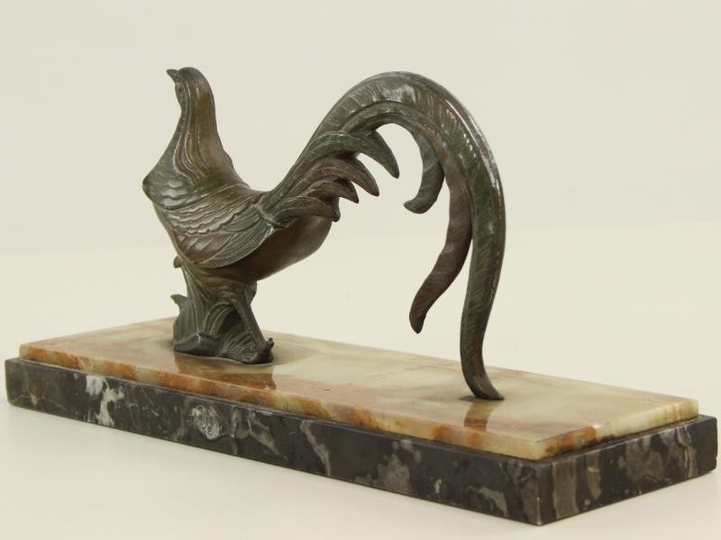Vintage Art Deco fazant op een marmer met onyx voet