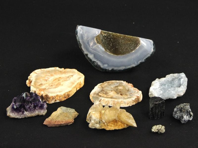 Lot mineralen en kristallen