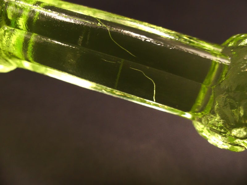 Setje geperst uranium glas