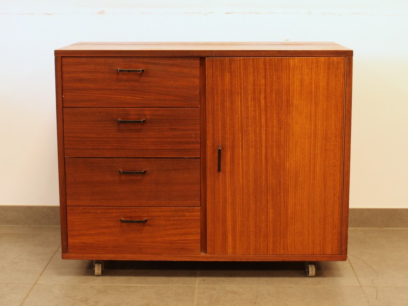 Mid-Century Dressoir