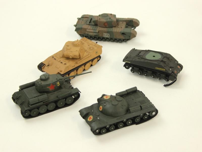 Groot lot modelbouw van militaire voertuigen