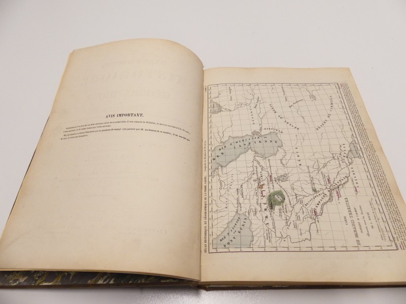 Antiquariaat - Houzé - Atlas universel historique et géographique - 1849