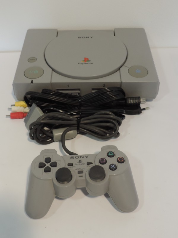 Playstation 1 console