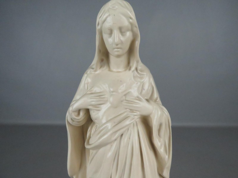 Plaasteren Mariabeeld