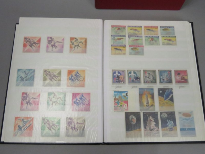 3 postzegelboeken