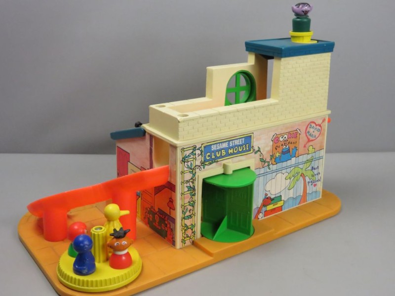 Sesamstraat clubhuis Fisher Price