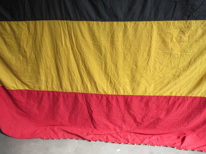 Vintage Belgische vlag ( xxl )