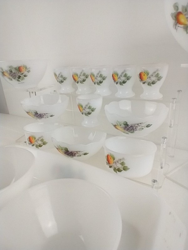 Arcopal servies met bloemen