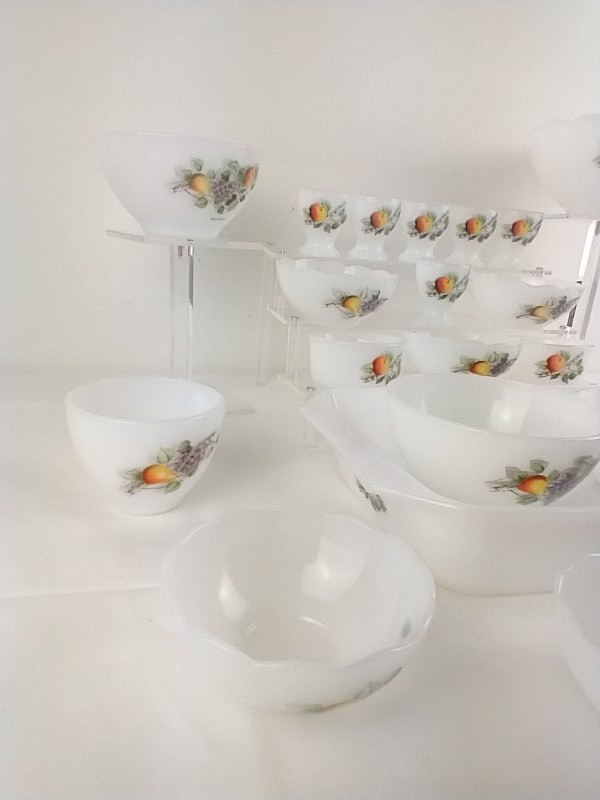 Arcopal servies met bloemen