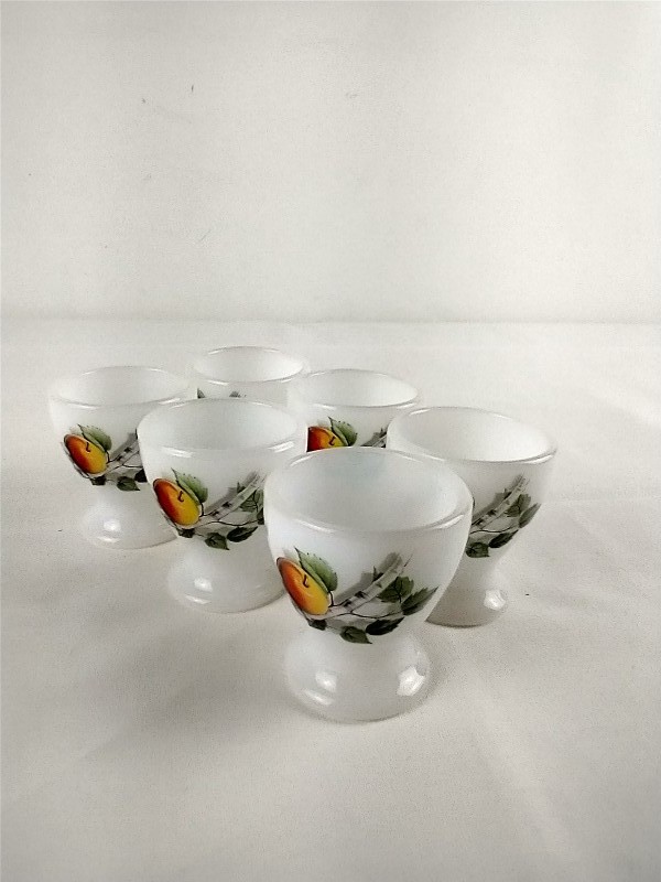 Arcopal servies met bloemen