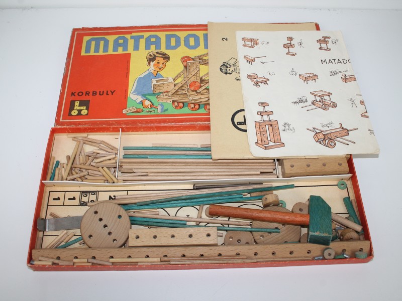 3 dozen vintage MATADOR constructie speelgoed
