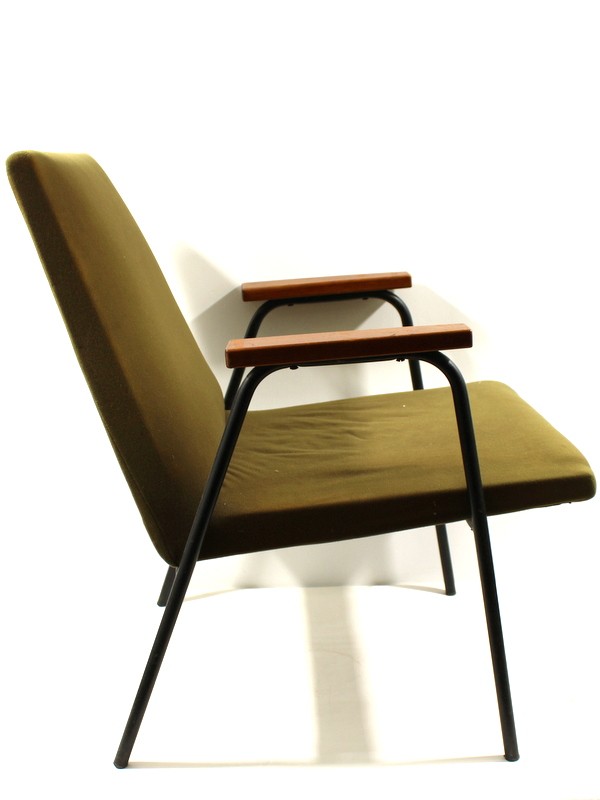 Pierre Guariche armchair by Meurop