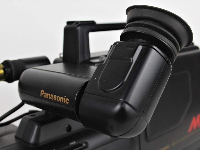 Panasonic M7 VHS videocamera