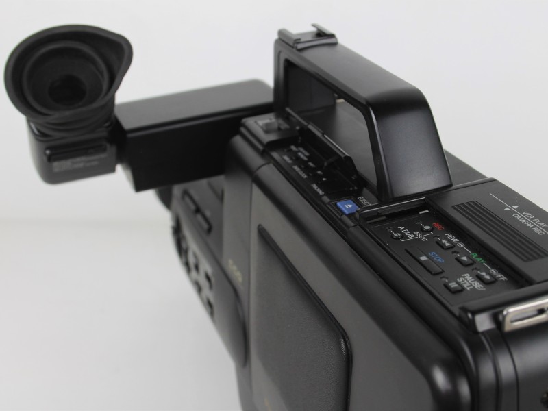 Panasonic M7 VHS videocamera